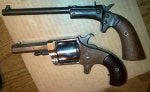guns1.jpg
